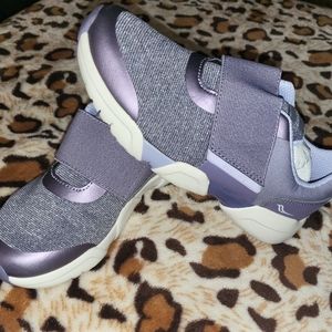 Girls Saucony Vertex sneaker